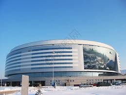 基德：队友和教练组很信任让阿门打控卫，他的成长显而易见