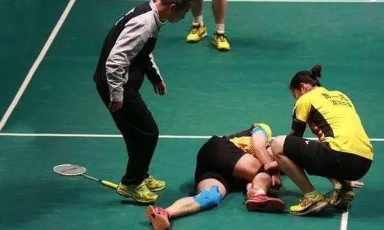 官方：阿根廷前锋卡兰萨从费耶诺德租借到莱斯特城，为期一个赛季